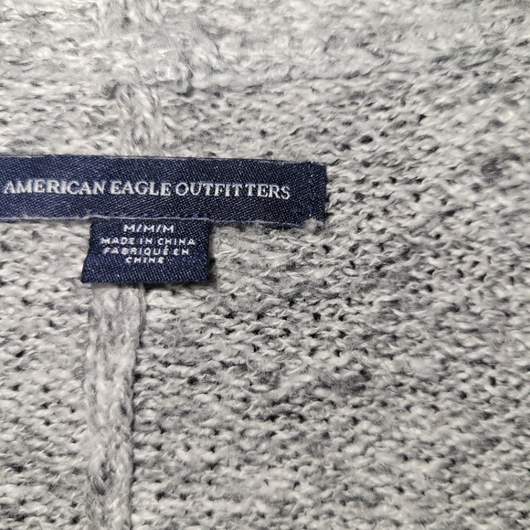 American Eagle Oversized Grey Knit Cardigan Sweater Medium - Picture 2 of 4